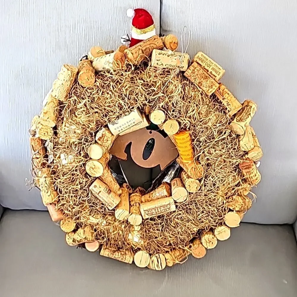 Christmas Wreath Made From Wine Corks Seashells Glitter Snowman Joy 13
